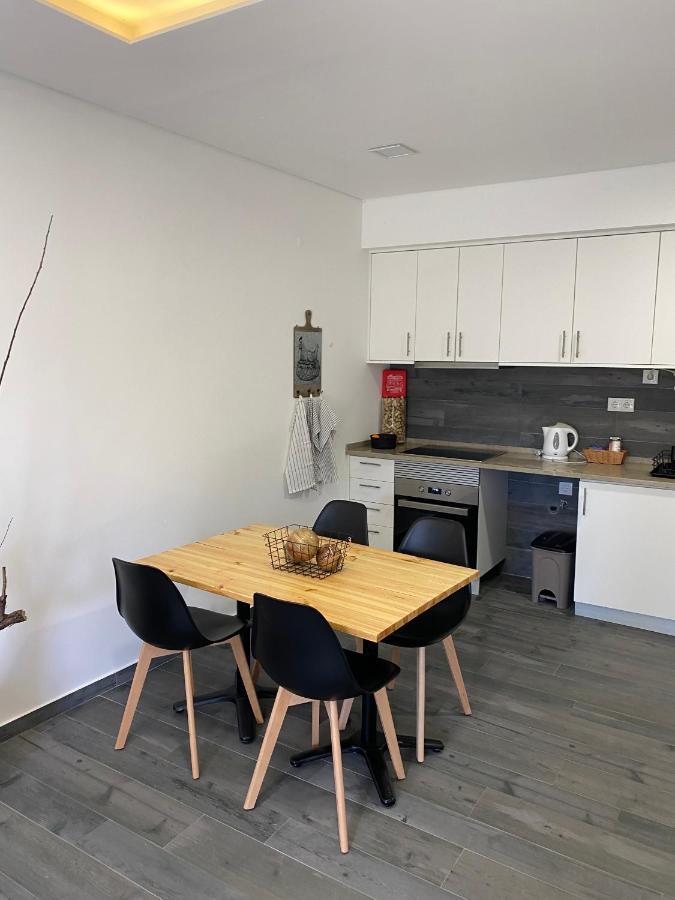 Garden Apartment Dona Amelia Abrantes Bagian luar foto